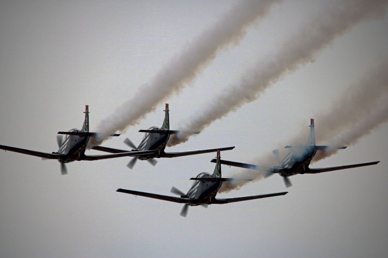 silver falcons, formation, aerobatic display team-6876177.jpg